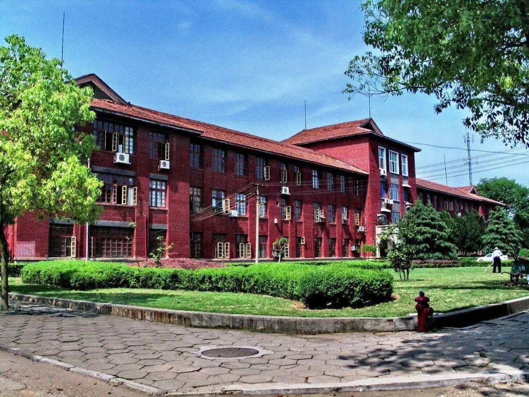 湖南浪漫之旅，邂逅自然之美